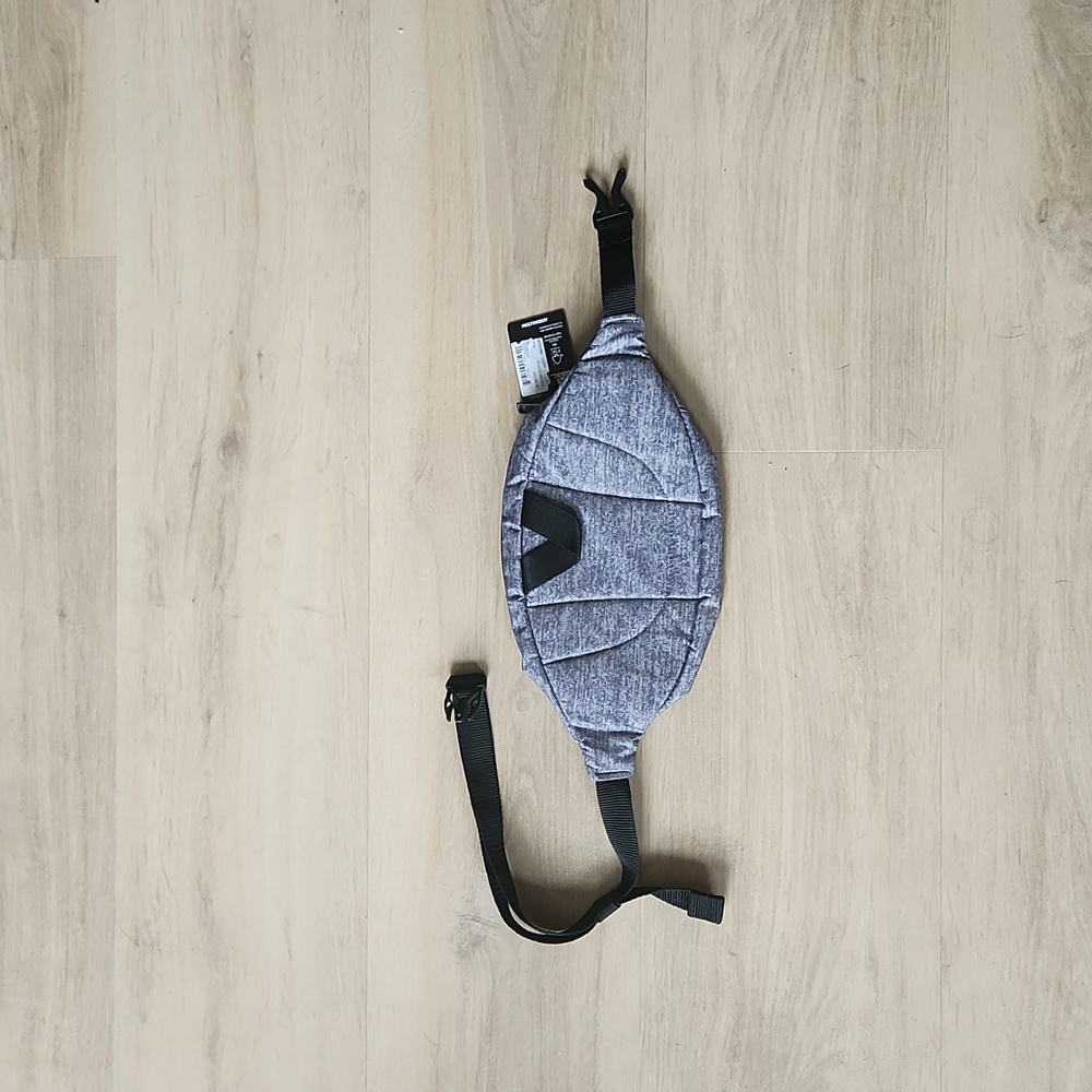 Adidas Belt Bag Gray NWT - Picture 2 of 6